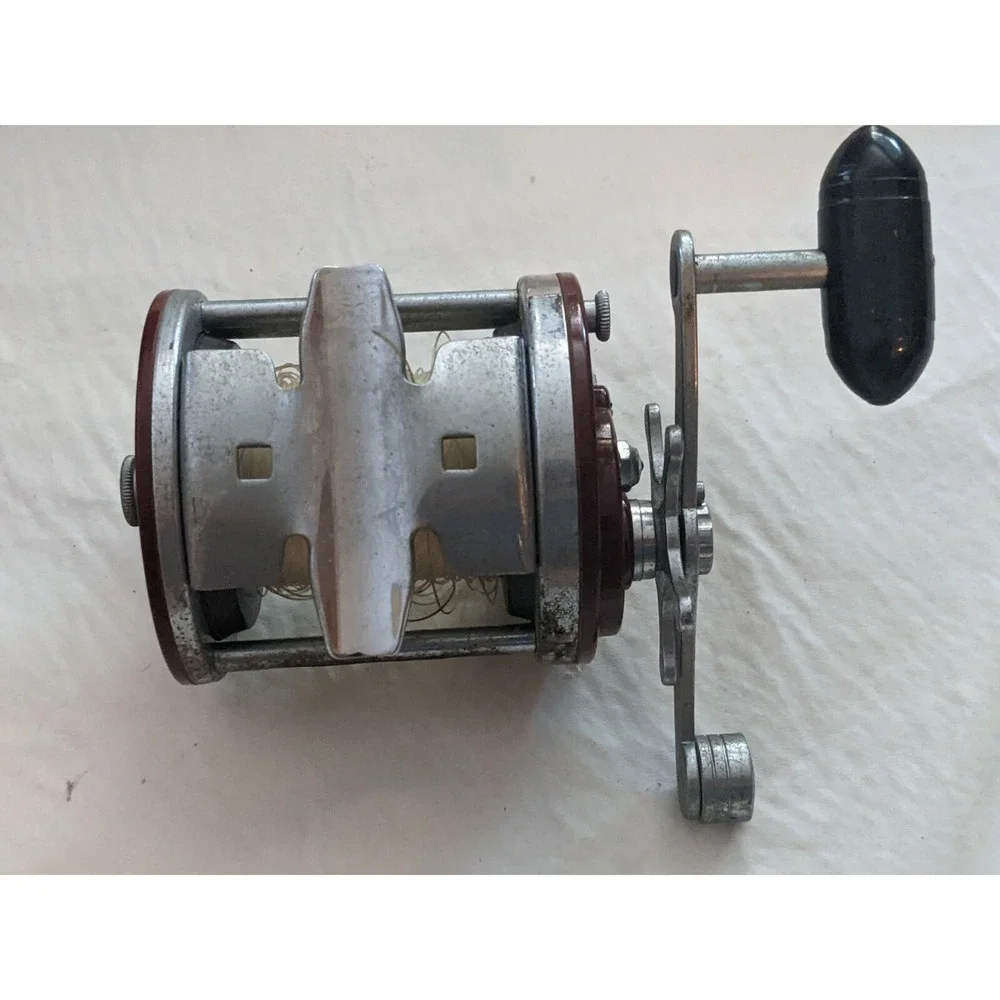 Penn Jigmaster 500 Fishing Reel Brown Sides Black Handle USA Working